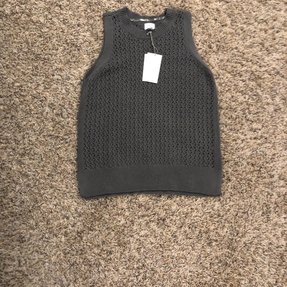 Knit sweater vest